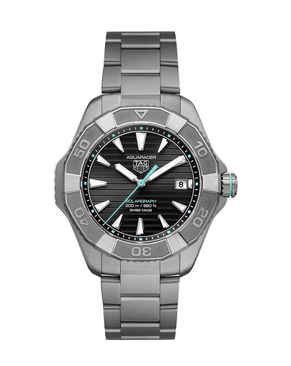 TAG Heuer Aquaracer Professional 200 Solargraph